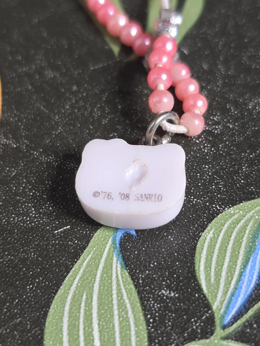 HELLO KITTY Necklace  SANRIO 2008 Y2K Vintage Pink Beaded Charm